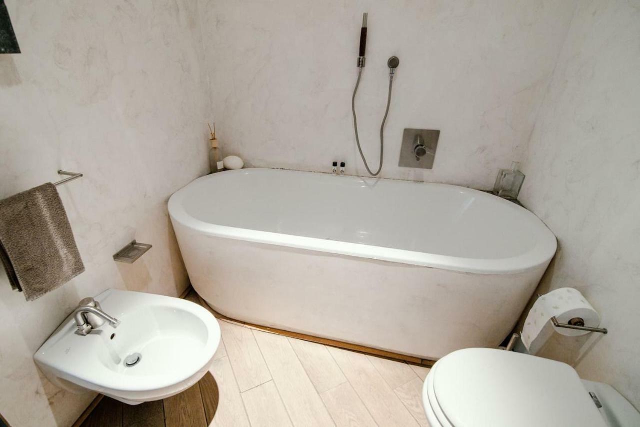 Apartament Sailer Loft - The House Of Travelers Como Zewnętrze zdjęcie